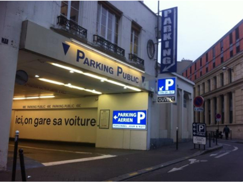 Place de Clichy  BePark Votre solution de parking